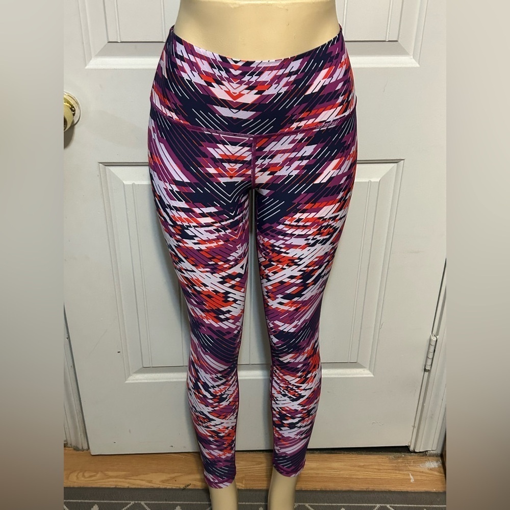 Colorful Geometric Pattern Leggings - Picture 2 of 6
